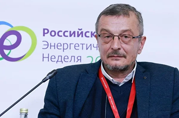 Павел Сорокин выступает